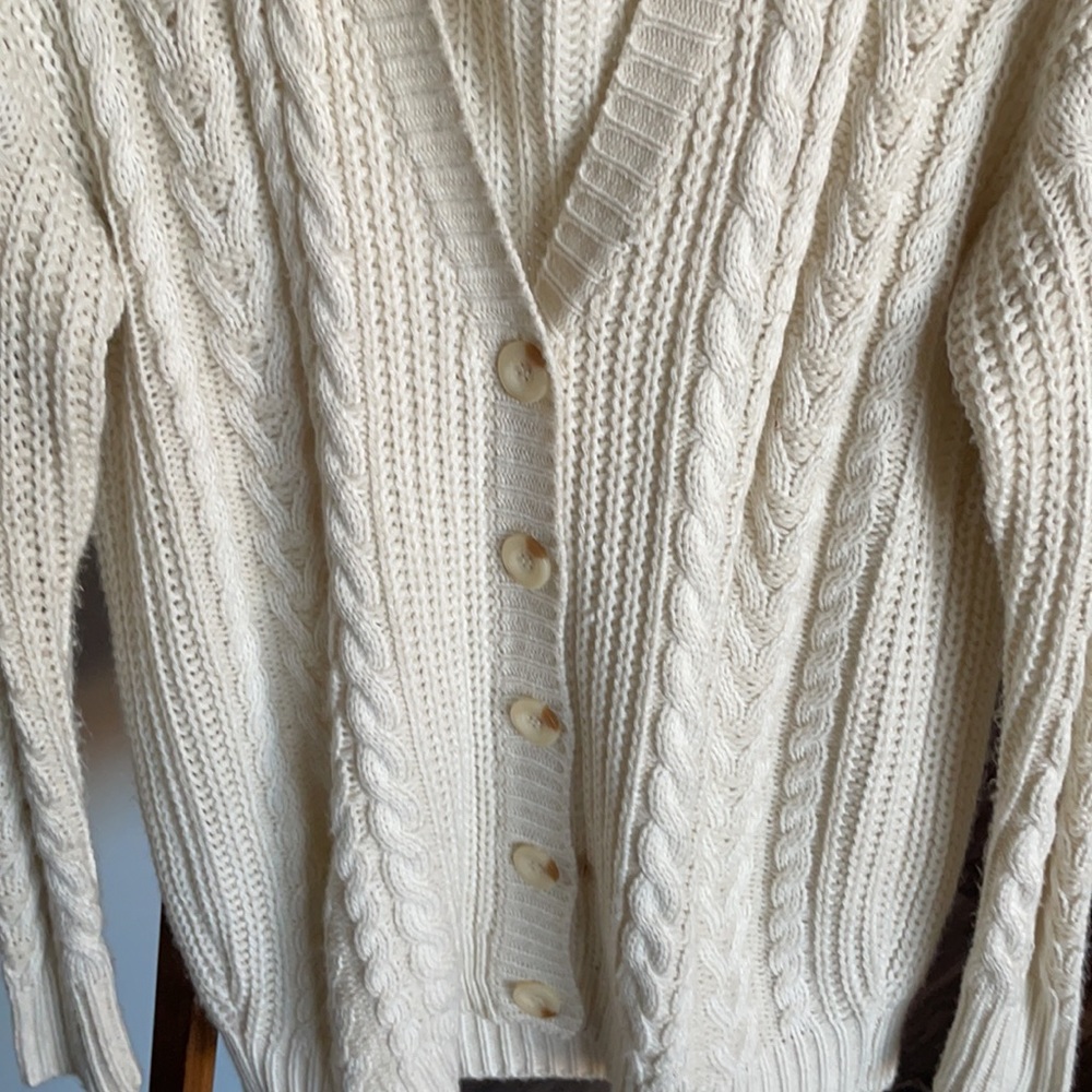 Cardigan - Picture 3 of 4